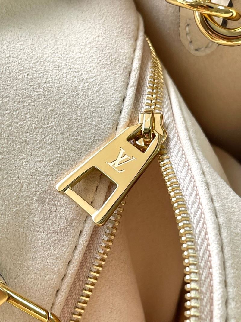 Louis Vuitton Shopping Bags